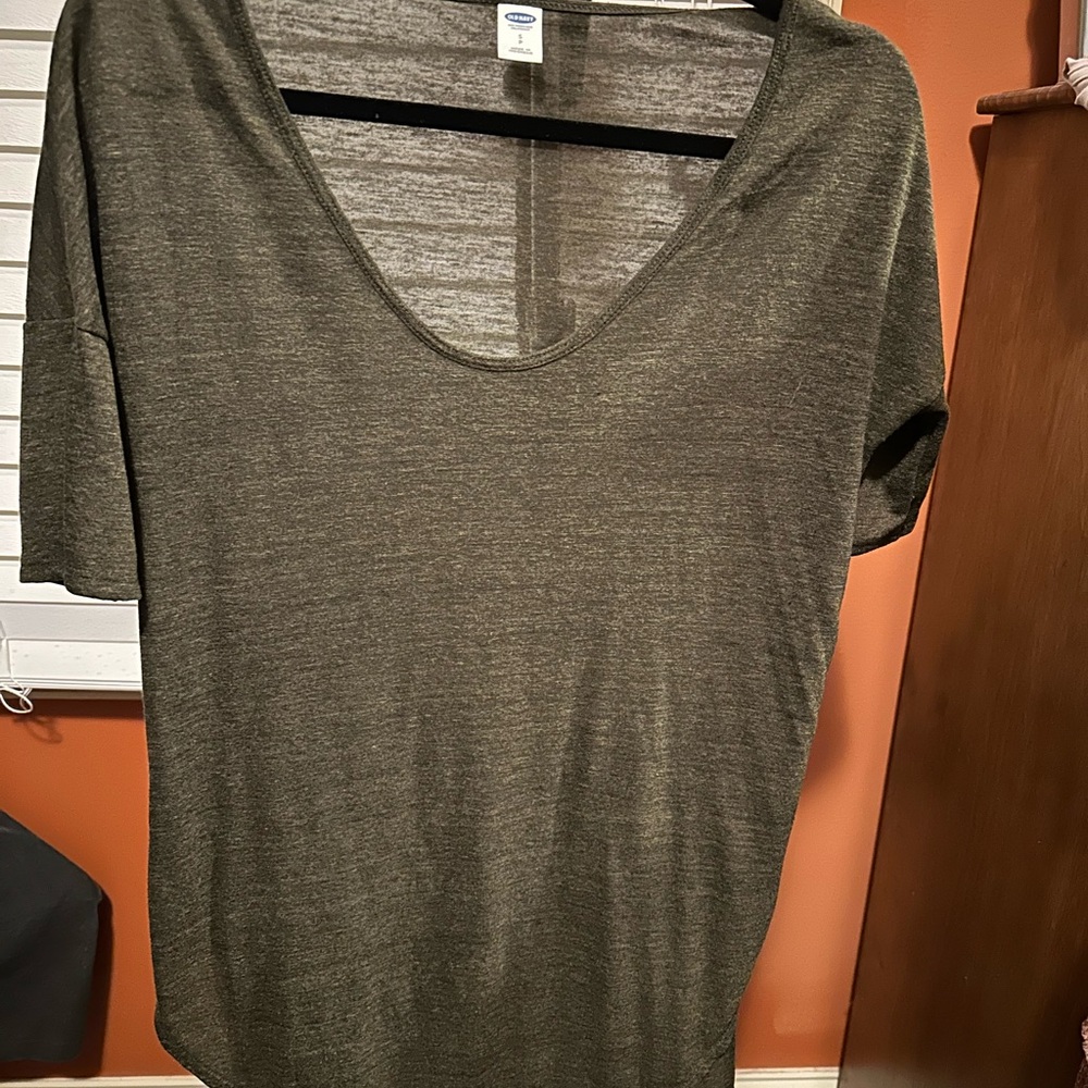 Old Navy Olive Short Sleeve Tee
